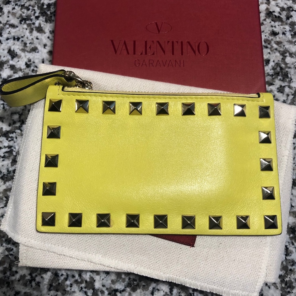 Valentino cars holder